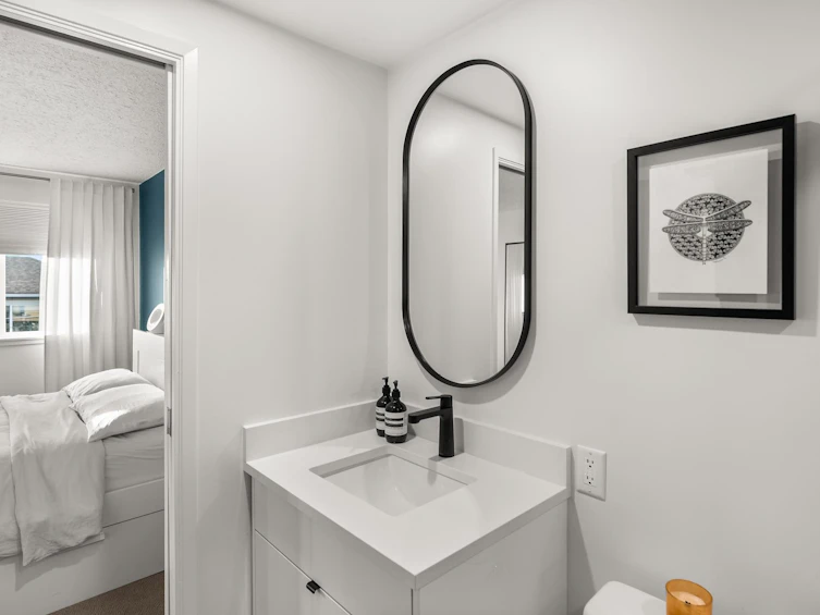150 W 18th Street, North Vancouver, BC, V7M 1W4 - 26