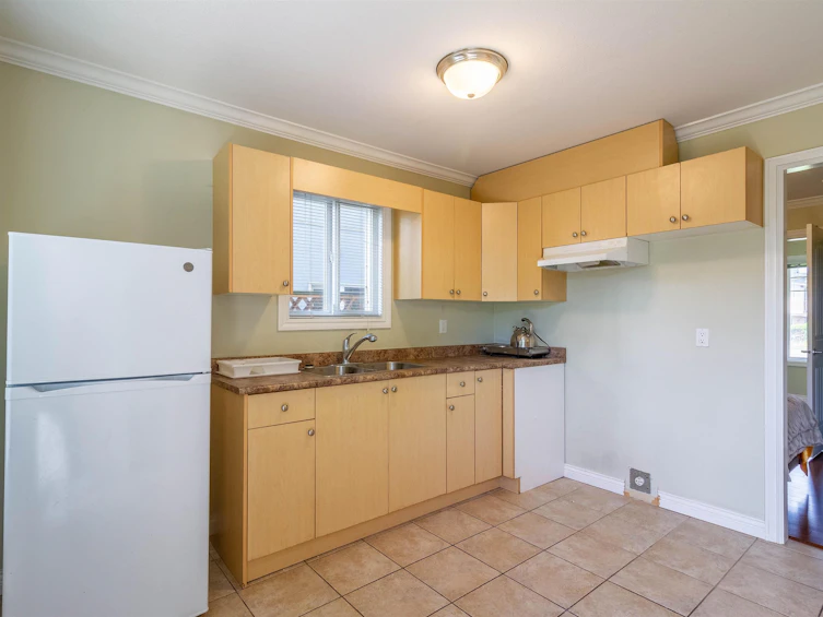 1150 E 41st Avenue, Vancouver, BC, V5W 1R2 - 23