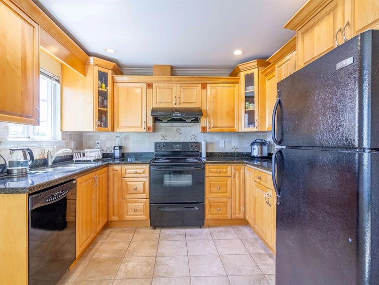 1150 E 41st Avenue, Vancouver, BC, V5W 1R2 - 9
