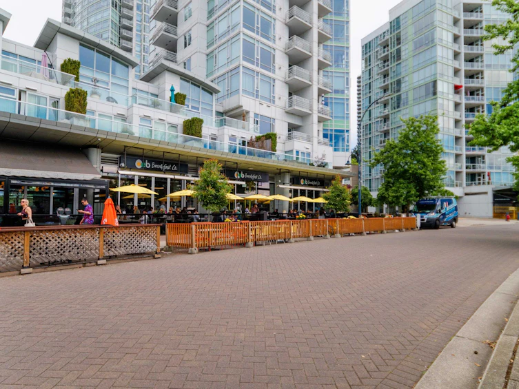 1908-198 Aquarius Mews, Vancouver, BC, V6Z 2Y4 - 25