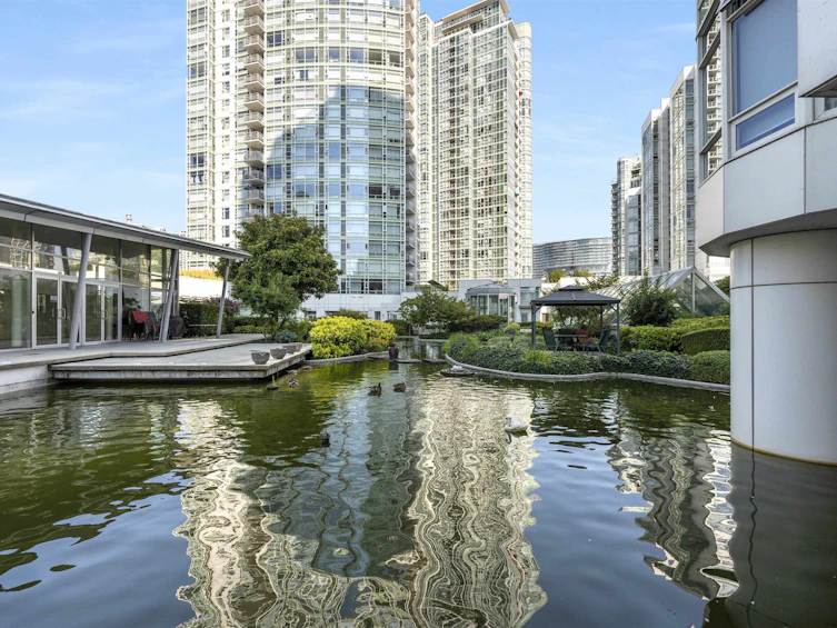 1908-198 Aquarius Mews, Vancouver, BC, V6Z 2Y4 - 22