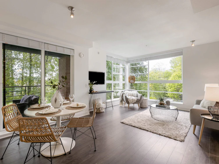 407-733 W 3rd Street, North Vancouver, BC, V7M 0C8