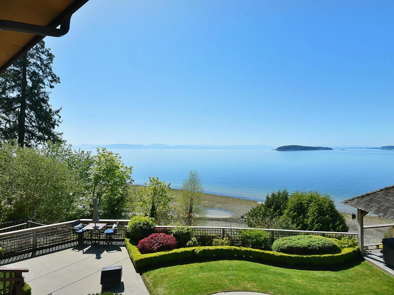 5203 Sunshine Coast Highway, Sechelt BC