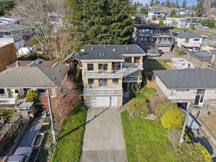 15459 Semiahmoo Avenue, Surrey, BC, V4B 1T7 - 23