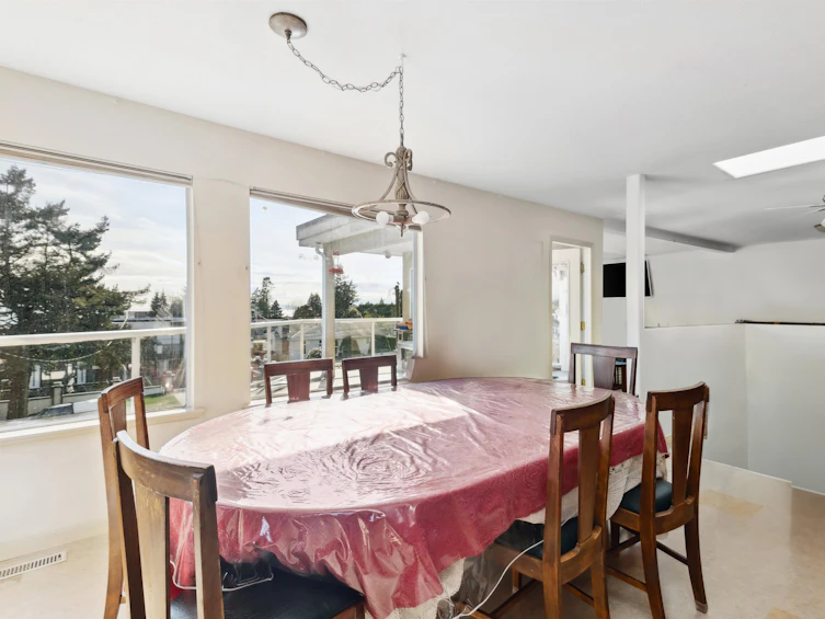 15459 Semiahmoo Avenue, Surrey, BC, V4B 1T7 - 7