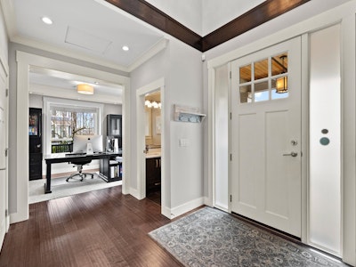 17390 0b Avenue - 2