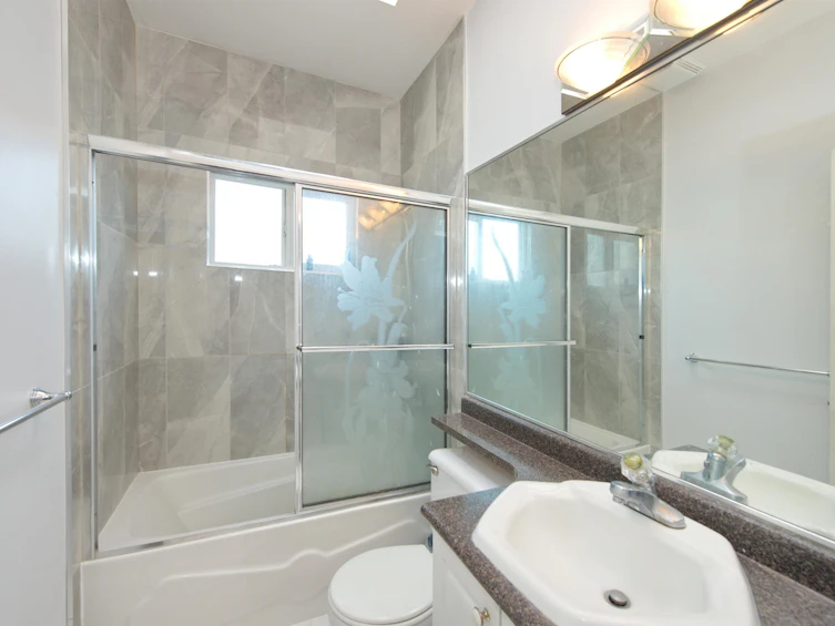 6499 St. Catherines Street, Vancouver, BC, V5W 3G9 - 11