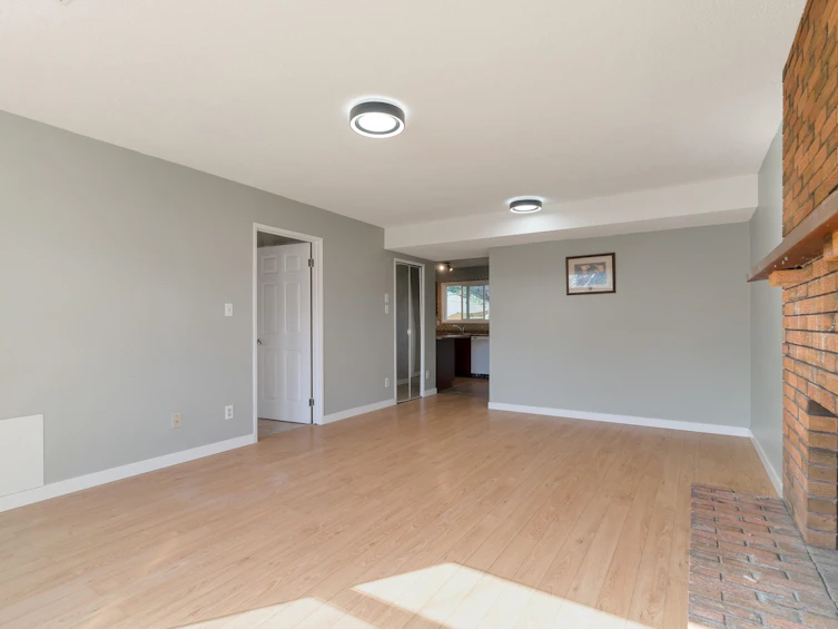3095 Royal Street, Abbotsford, BC, V2T 2J1 - 13
