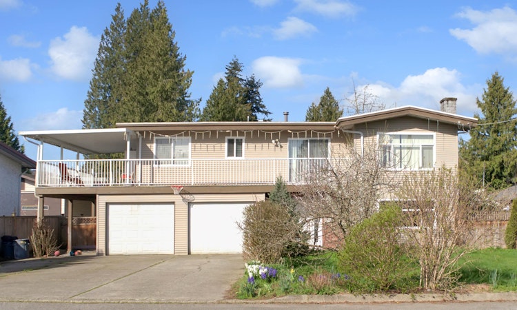 3095 Royal Street