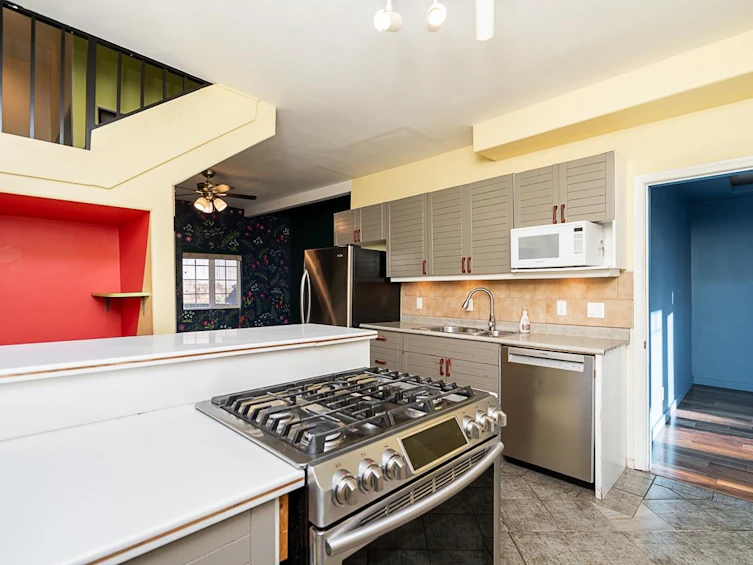 233 Eleventh Street, New Westminster, BC, V3M 4C8 - 14