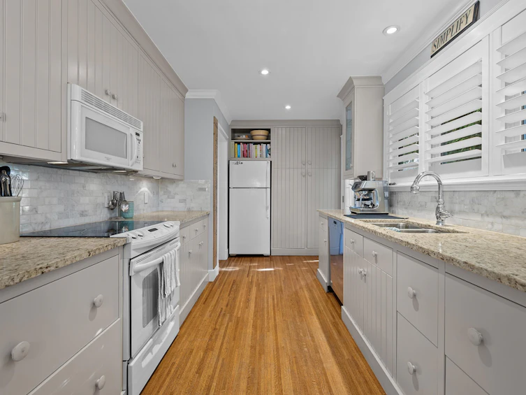 12616 26a Avenue, Surrey, BC, V4A 2M4 - 9