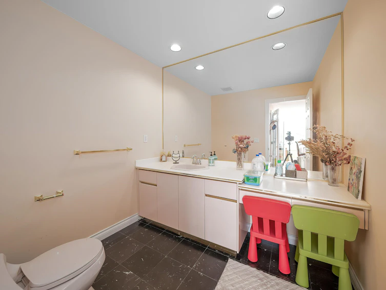 6009 Selkirk Street, Vancouver, BC, V6M 2Y7 - 8