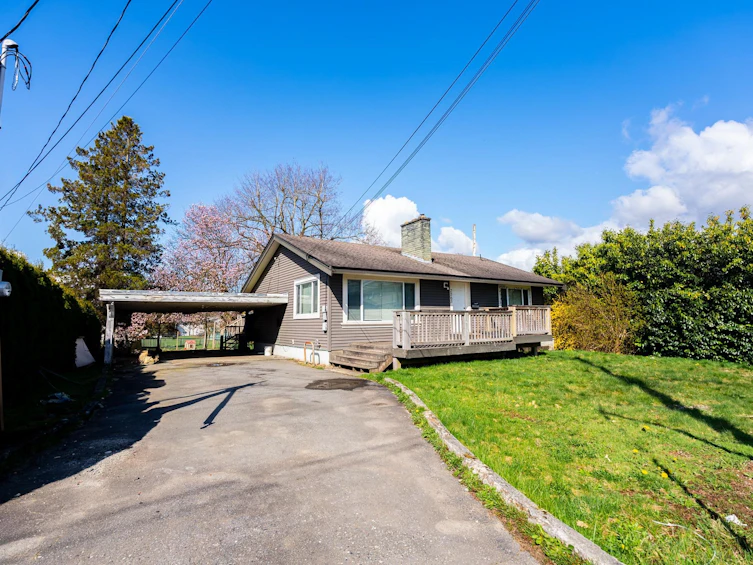 7565 Stave Lake Street, Mission, BC, V2V 4E9 - 7