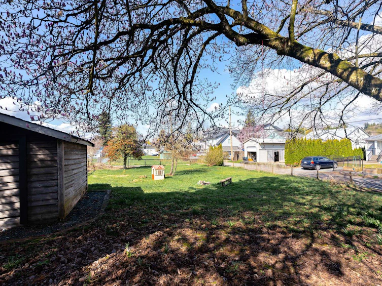 7565 Stave Lake Street, Mission, BC, V2V 4E9 - 10
