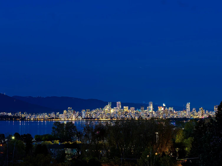 4525 W 2nd Avenue, Vancouver, BC, V6R 1K7 - 2