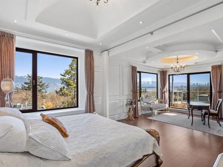4525 W 2nd Avenue, Vancouver, BC, V6R 1K7 - 3