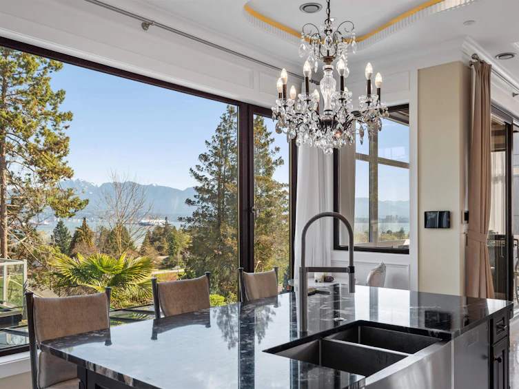 4525 W 2nd Avenue, Vancouver, BC, V6R 1K7 - 9