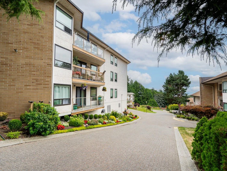 406-1350 Vidal Street, Surrey, BC, V4B 5G6