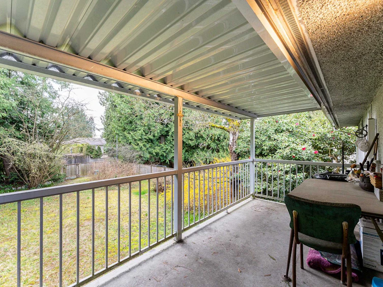 1128 Foster Avenue, Coquitlam, BC, V3J 2M7 - 18