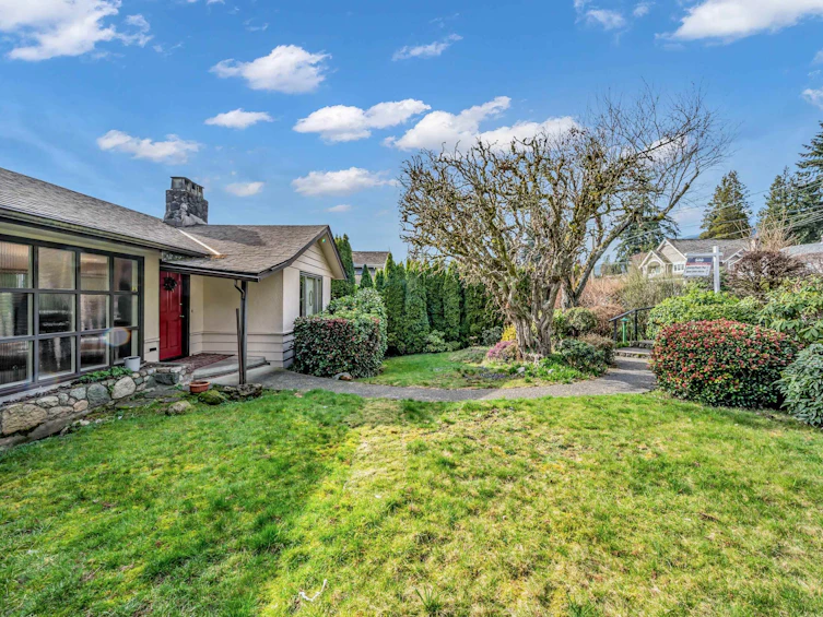 2160 Lawson Avenue, West Vancouver, BC, V7V 2E2 - 3