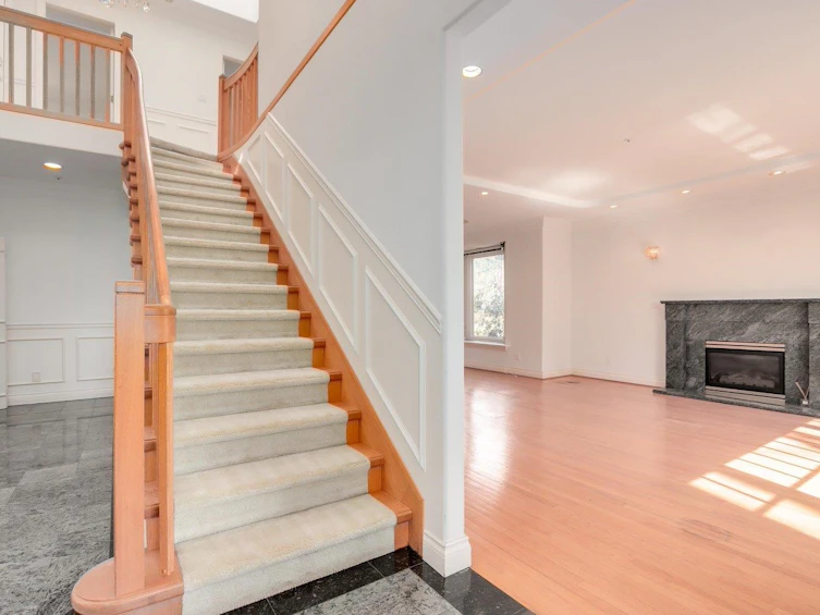1443 W 56th Avenue, Vancouver, BC, V6P 1R6 - 2