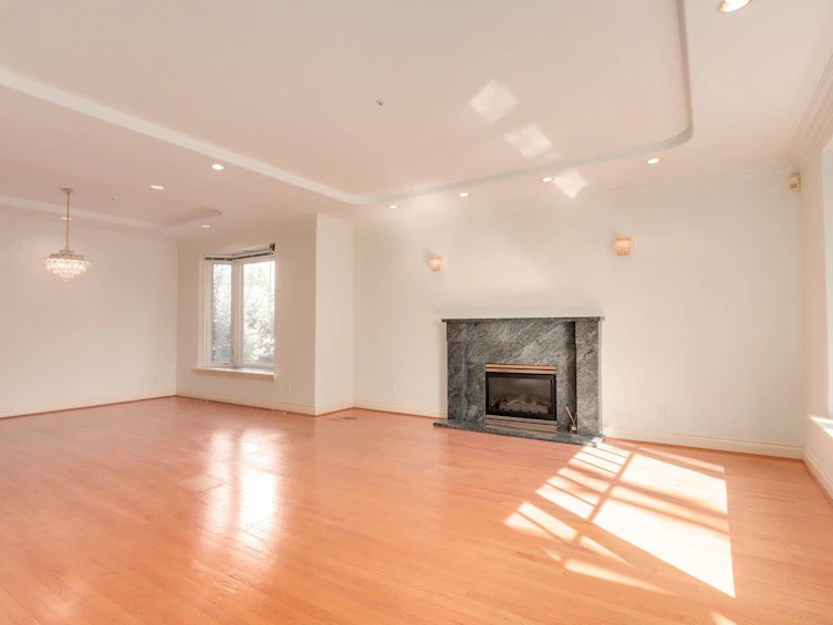 1443 W 56th Avenue, Vancouver, BC, V6P 1R6 - 3