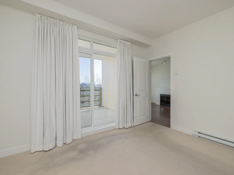 221-15850 26 Avenue, Surrey, BC, V3Z 2N6 - 15