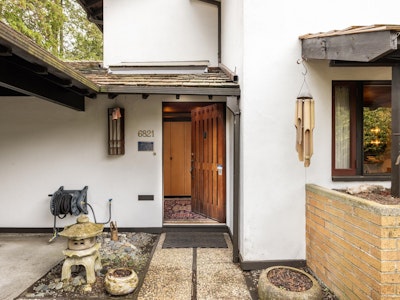 6821 Laurel Street - 4