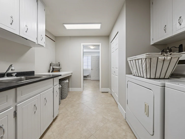 18936 57 Avenue, Surrey, BC, V3S 7M4 - 16