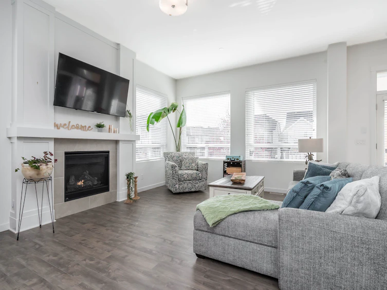 11299 240a Street, Maple Ridge, BC, V2W 0A4 - 11