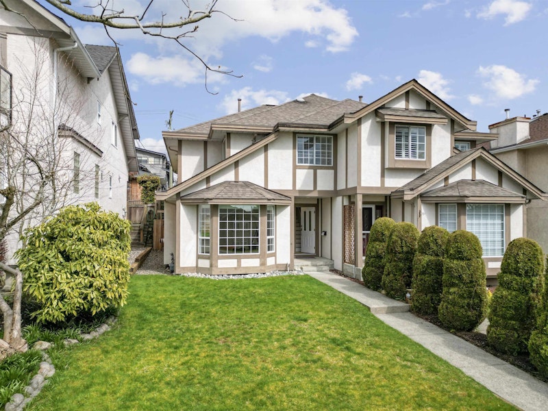 318 E 6th Street, North Vancouver BC V7L 1P6