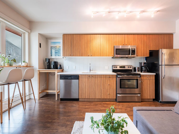 206-37841 Cleveland Avenue, Squamish, BC, V8B 0S8 - 3