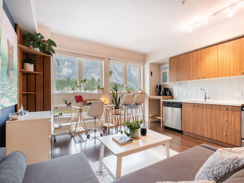 206 - 37841 Cleveland Avenue, Squamish BC V8B 0S8