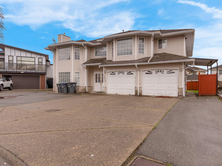 12526 75a Avenue, Surrey, BC, V3W 0M3 - 2