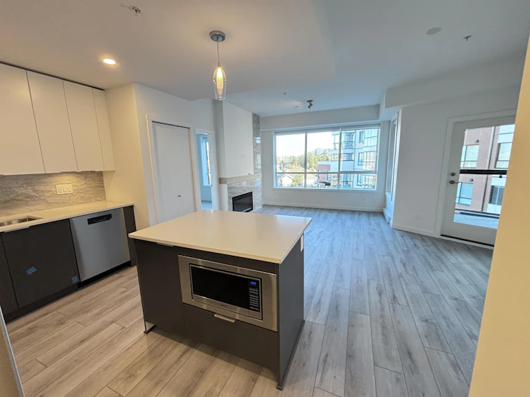 301-11641 227 Street, Maple Ridge, BC, V2X 9J6 - 4