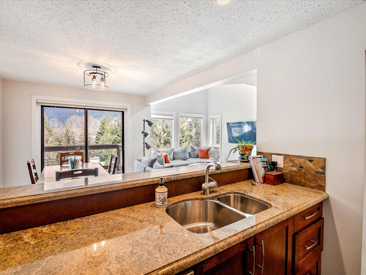 39-6125 Eagle Drive, Whistler, BC, V8E 0W3 - 14