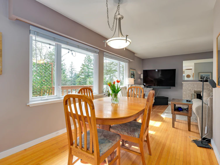 1263 Cloverley Street, North Vancouver, BC, V7L 1N7 - 5
