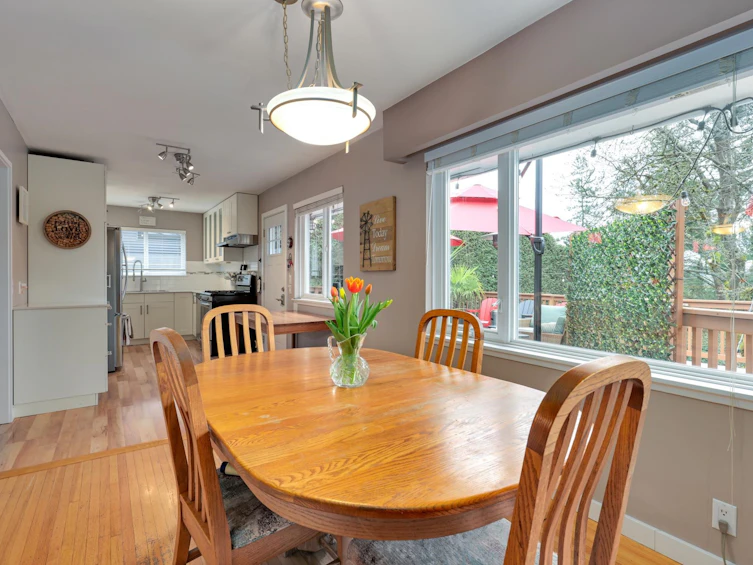 1263 Cloverley Street, North Vancouver, BC, V7L 1N7 - 6