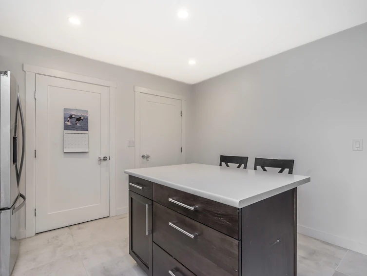 19212 Fairway Drive, Surrey, BC, V3S 5M8 - 8
