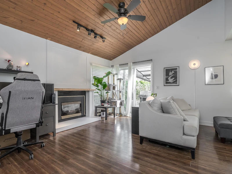 19212 Fairway Drive, Surrey BC V3S 5M8