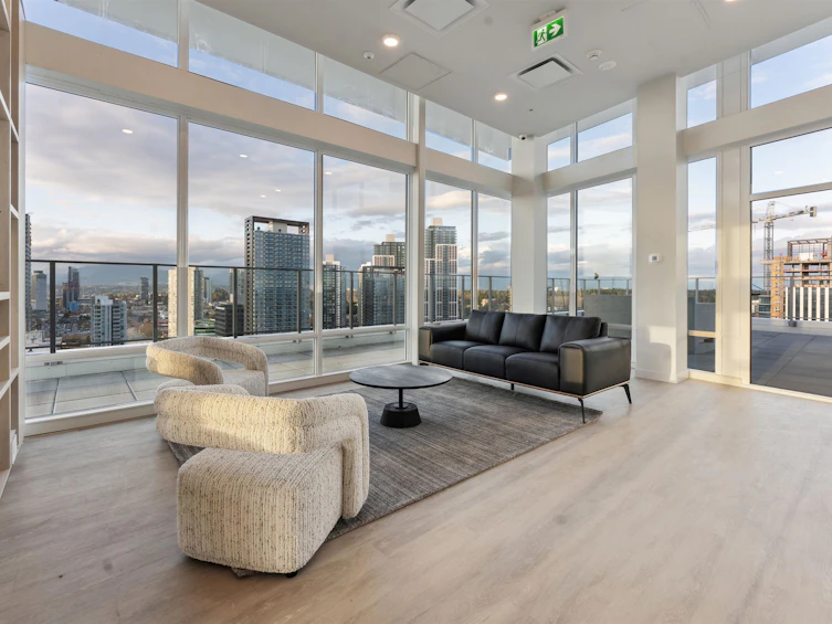 2101-9675 King George Boulevard, Surrey, BC, V3T 2V3 - 29