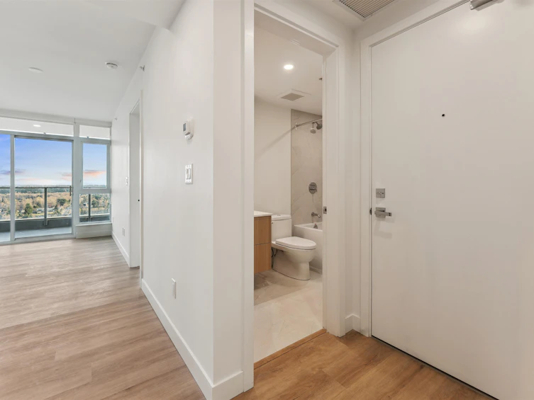 2101-9675 King George Boulevard, Surrey, BC, V3T 2V3 - 26