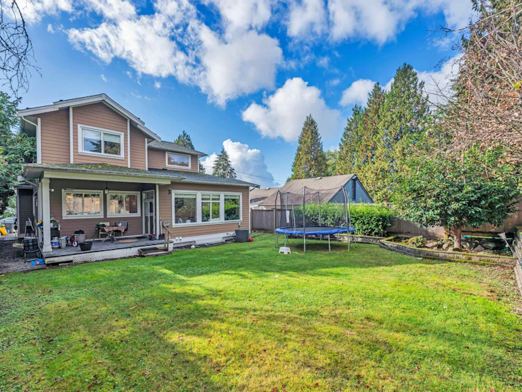 484 W Queens Road, North Vancouver, BC, V7N 2K7 - 18