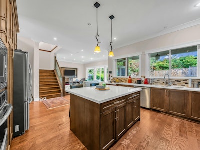 484 W Queens Road - 4
