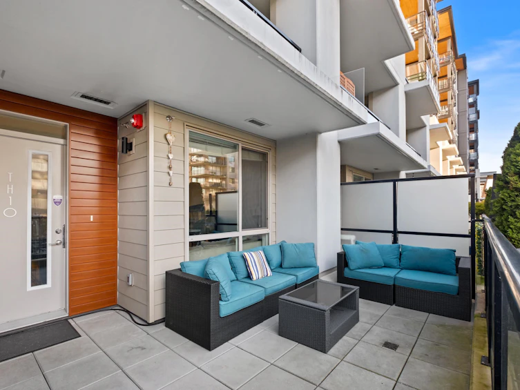 TH10-108 E 8th Street, North Vancouver, BC, V7L 0H1