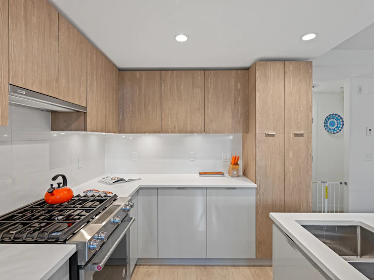 TH10-108 E 8th Street, North Vancouver, BC, V7L 0H1 - 9