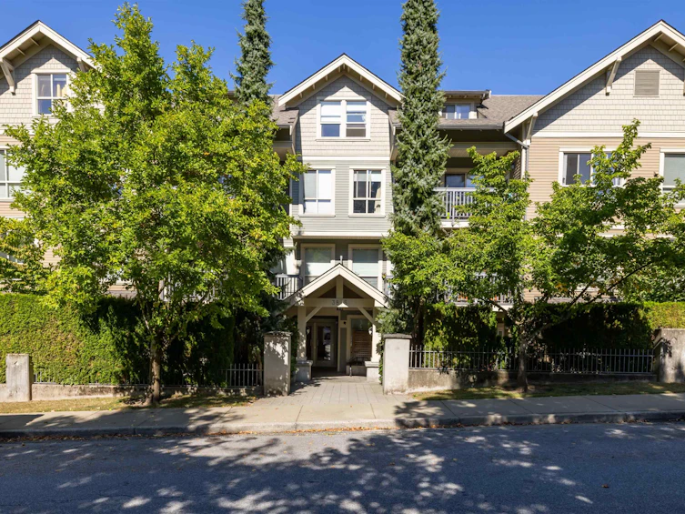 107-3895 Sandell Street, Burnaby, BC, V5H 1J9 - 2