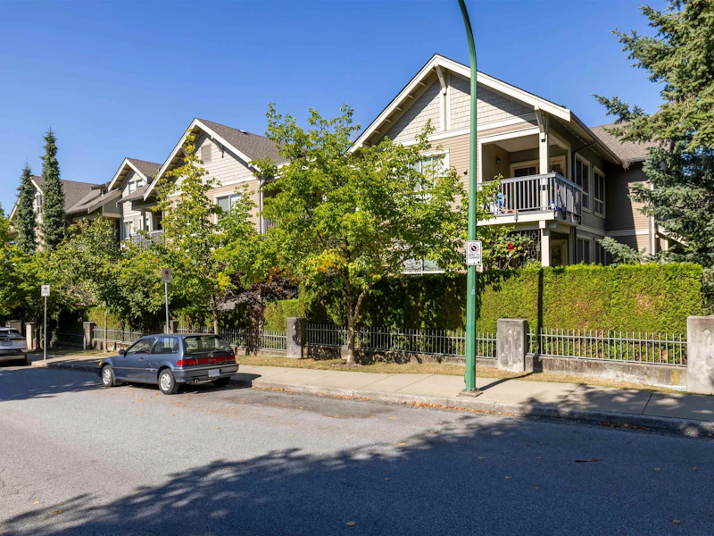107 - 3895 Sandell Street, Burnaby BC V5H 1J9