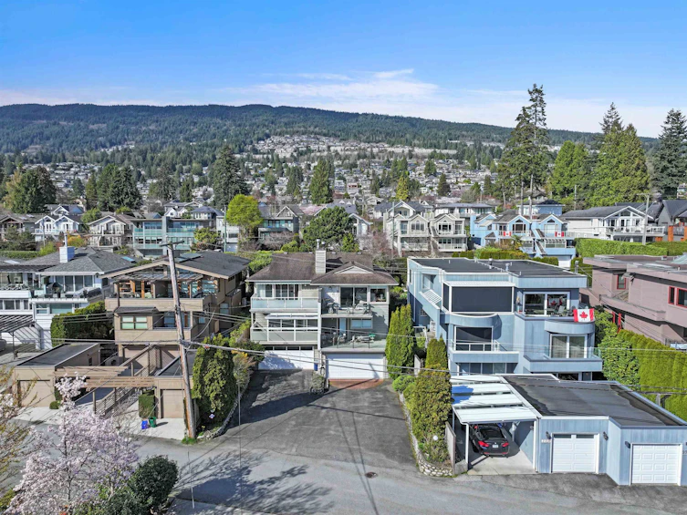 2324 Marine Drive, West Vancouver, BC, V7V 1K8 - 32