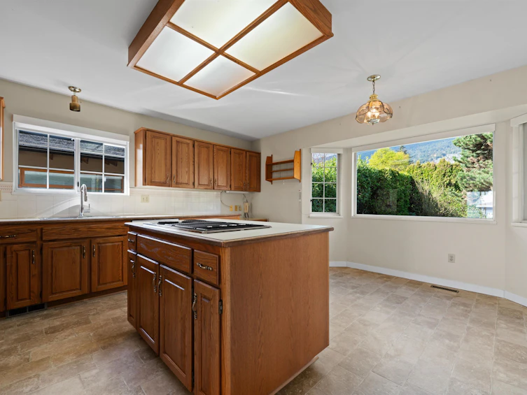 2324 Marine Drive, West Vancouver, BC, V7V 1K8 - 24